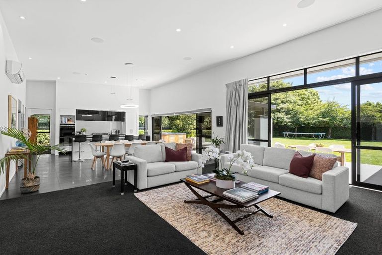 Photo of property in 7 Carnaby Close, St Albans, Christchurch, 8052