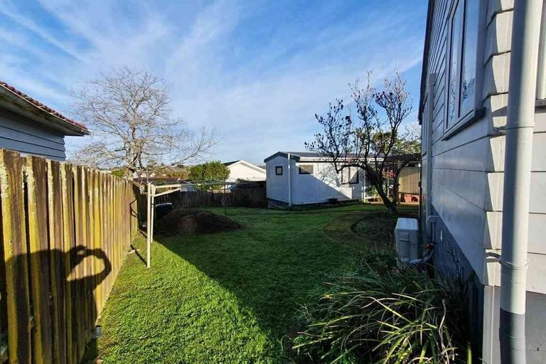 Photo of property in 139 Aviemore Drive, Highland Park, Auckland, 2010