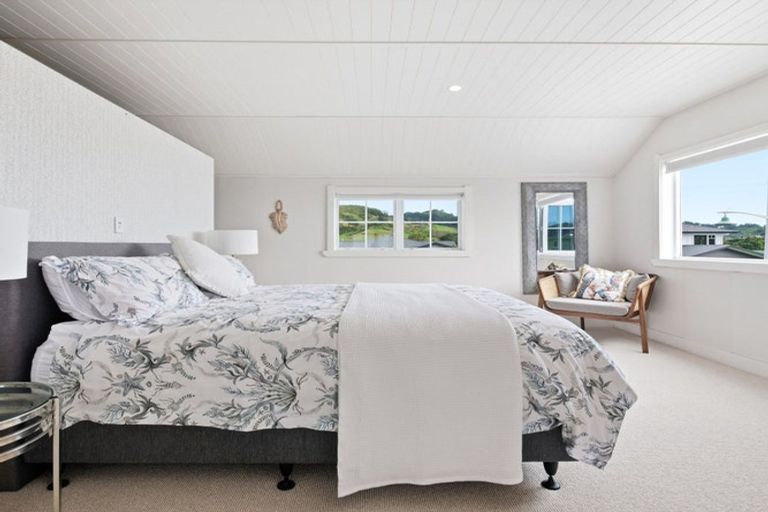 Photo of property in 43 Ocean Breeze Drive, Waihi Beach, 3611