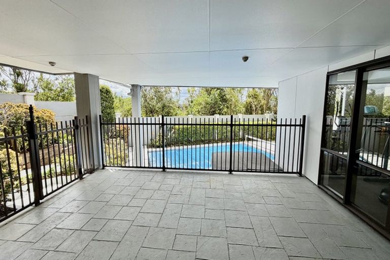 Photo of property in 4/99 Mokoia Road, Birkenhead, Auckland, 0626