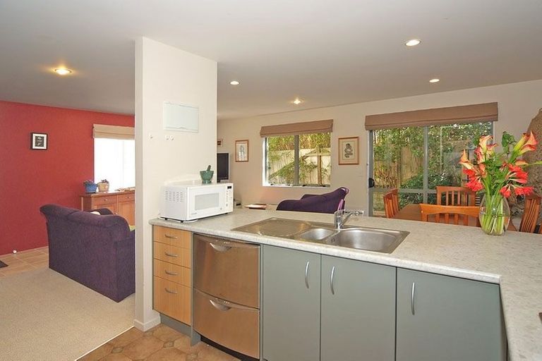 Photo of property in 12b Frankmoore Avenue, Johnsonville, Wellington, 6037