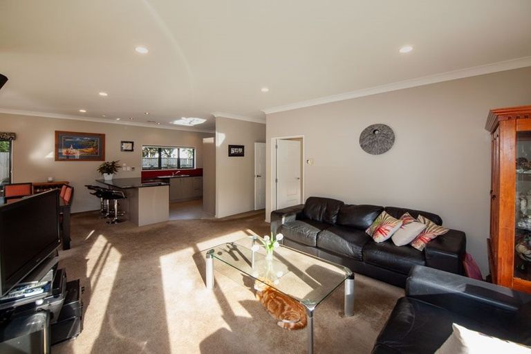 Photo of property in 8 Cheetwood Street, Churton Park, Wellington, 6037