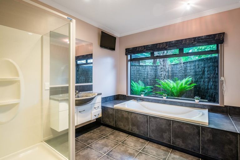 Photo of property in 5 Roseash Lane, Levin, 5510