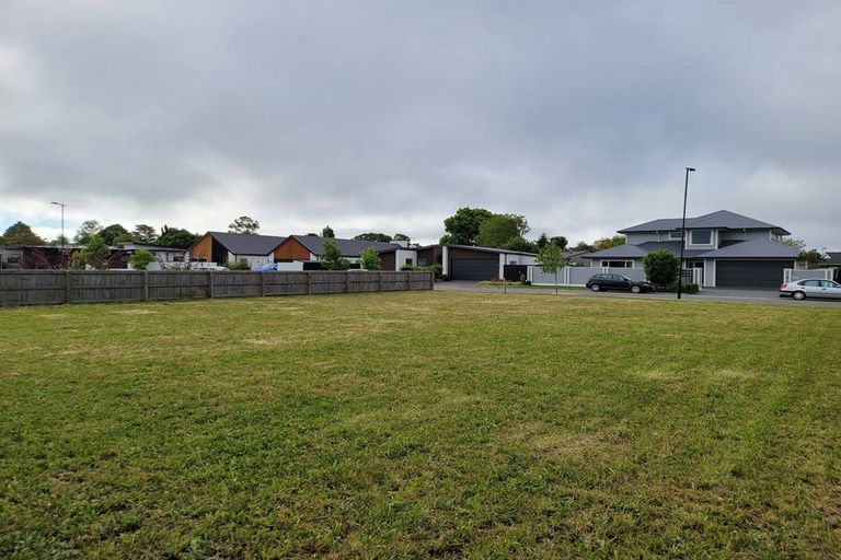 Photo of property in 4 Maelor Place, Bryndwr, Christchurch, 8053