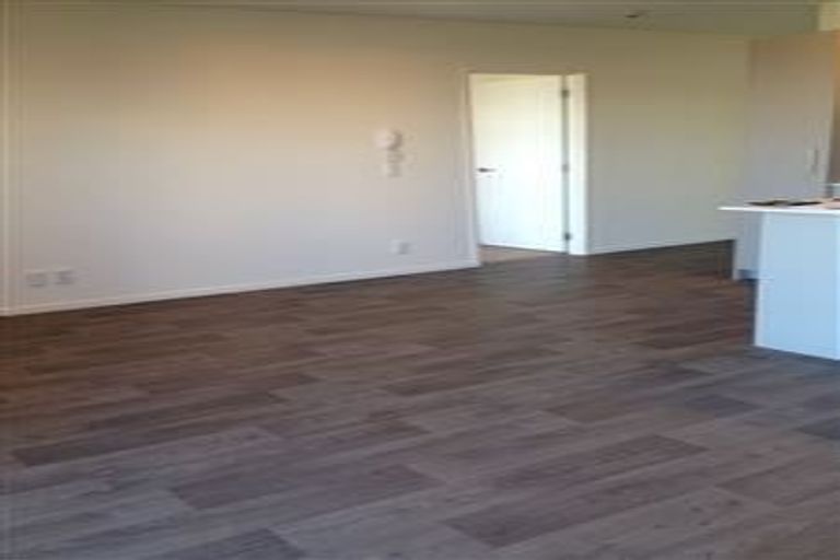 Photo of property in 301/160b Hobsonville Point Road, Hobsonville, Auckland, 0616