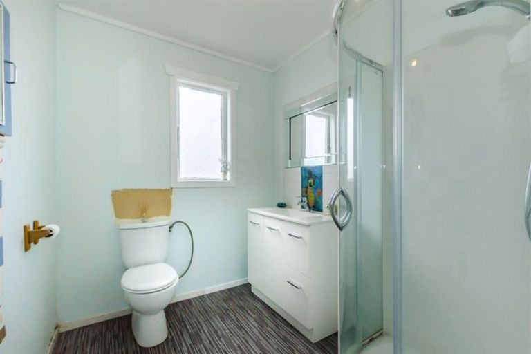 Photo of property in 49 Parata Street, Waikanae, 5036