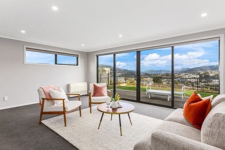 Photo of property in 18a Omaka Place, Aotea, Porirua, 5024