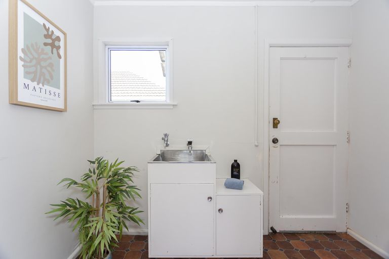 Photo of property in 5 Teviot Street, Oamaru North, Oamaru, 9400