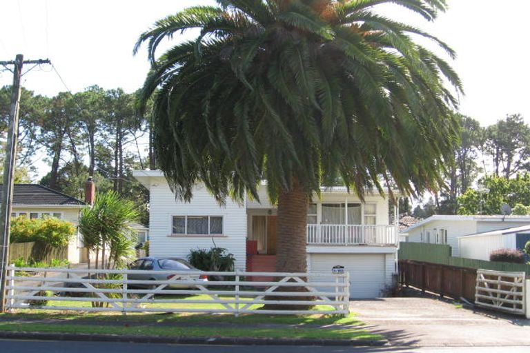 Photo of property in 1/155 Portage Road, New Lynn, Auckland, 0600