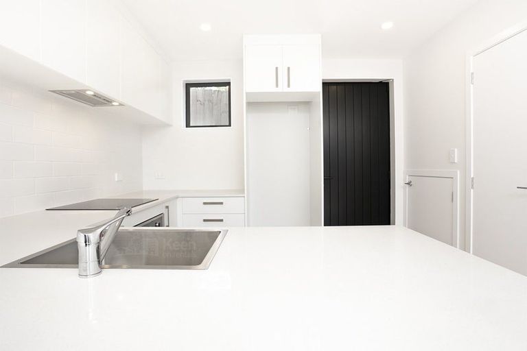 Photo of property in 13 Tokai Place, Glen Eden, Auckland, 0602