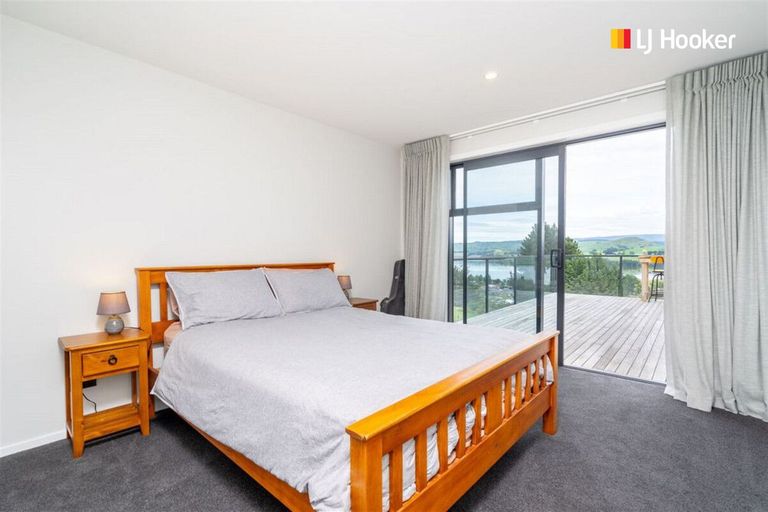 Photo of property in 38 Nore Street, Waihola, Milton, 9073