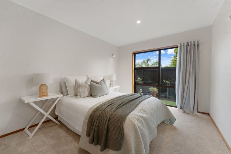 Photo of property in 1/23 Park Rise, Campbells Bay, Auckland, 0630