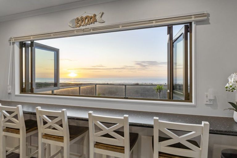 Photo of property in 9 Mariri Place, Waitarere Beach, Levin, 5510
