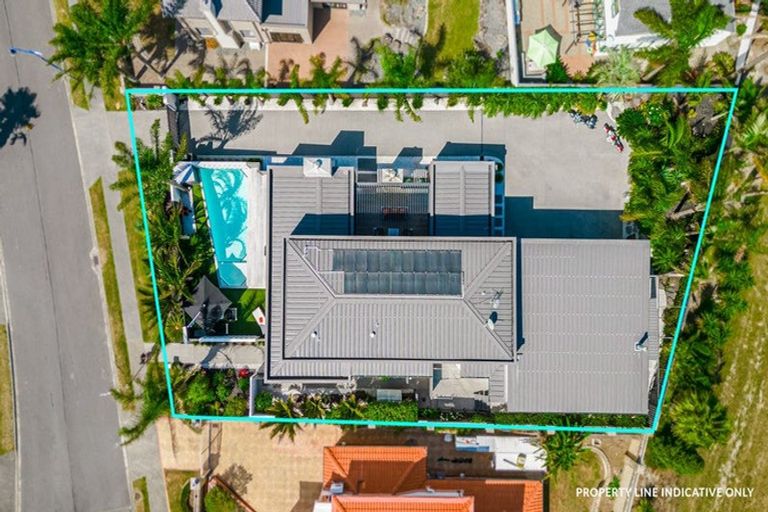 Photo of property in 3 Mansion Court, West Harbour, Auckland, 0618