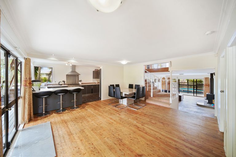 Photo of property in 78 Racecourse Road, Waiuku, 2123