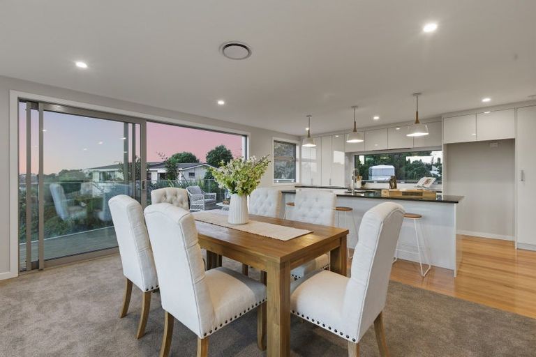 Photo of property in 12c Ruskin Place, Westown, New Plymouth, 4310