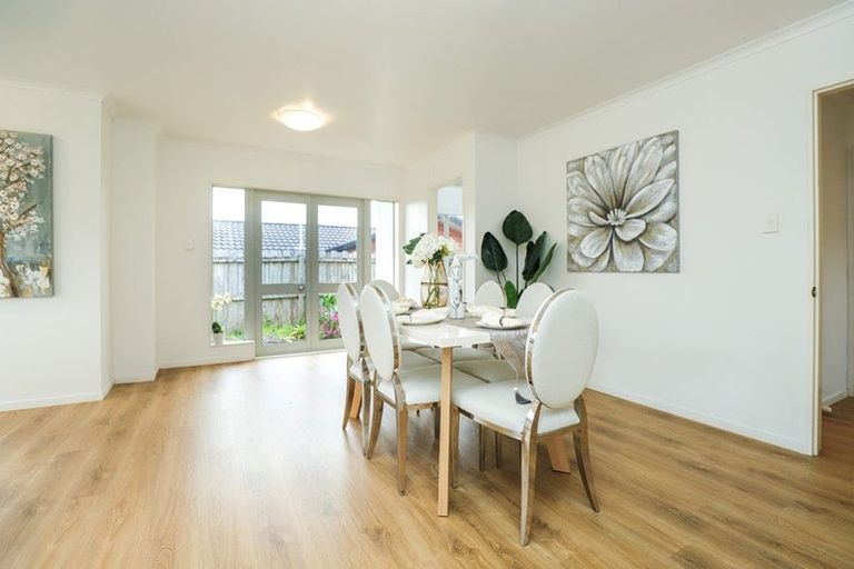 Photo of property in 11 Amherst Place, Albany, Auckland, 0632