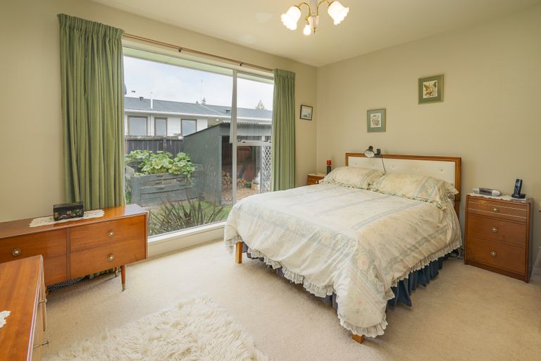Photo of property in 79 Newnham Street, Rangiora, 7400