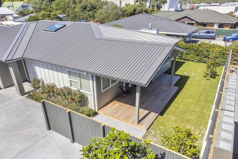Photo of property in 29a Parata Street, Waikanae, 5036