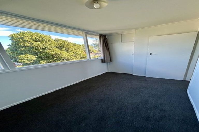 Photo of property in 267 Massey Road, Mangere East, Auckland, 2024