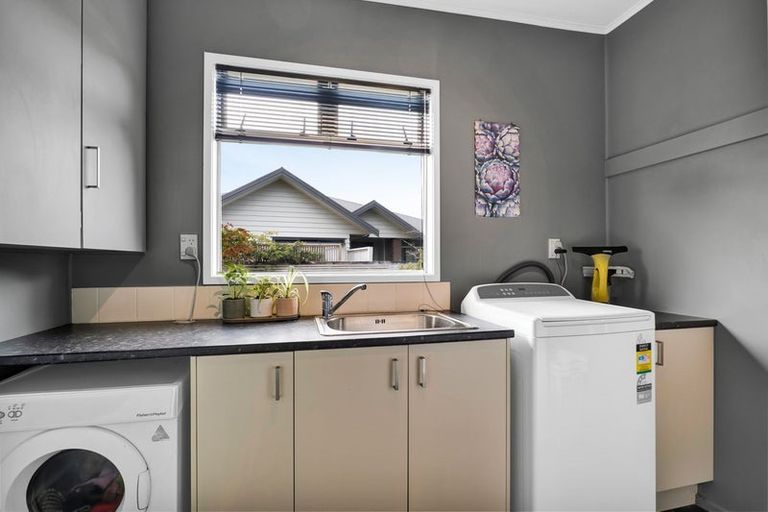 Photo of property in 28 Maire Street, Hawera, 4610