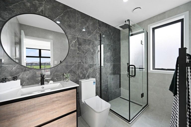 Photo of property in 33b Isobel Hodgson Drive, Cambridge, 3434