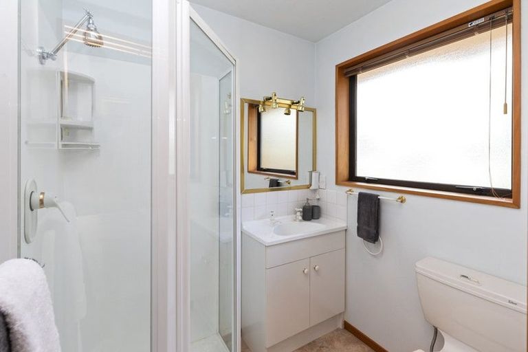 Photo of property in 32 Saint Martins Road, Saint Martins, Christchurch, 8022