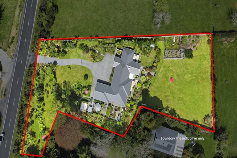 Photo of property in 572 Carrington Road, Hurworth, New Plymouth, 4371