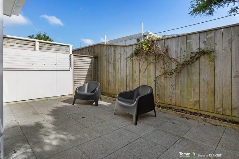 Photo of property in 32u1 Dr Taylor Terrace, Johnsonville, Wellington, 6037
