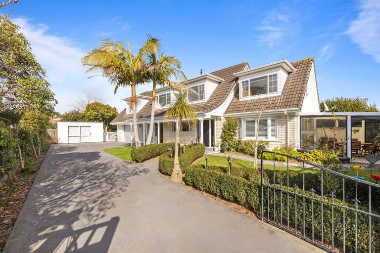 Photo of property in 5 Tamati Place, Merrilands, New Plymouth, 4312