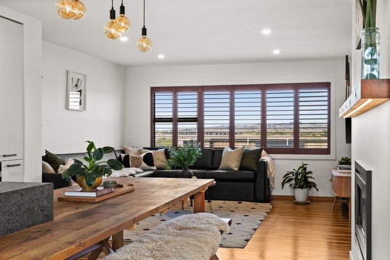 Photo of property in 62 Meeanee Quay, Westshore, Napier, 4110