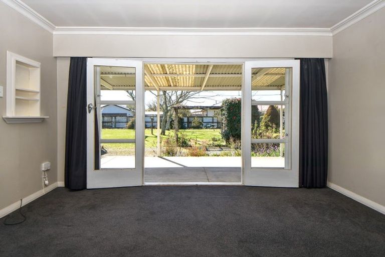 Photo of property in 3 Walnut Lane, Carterton, 5713