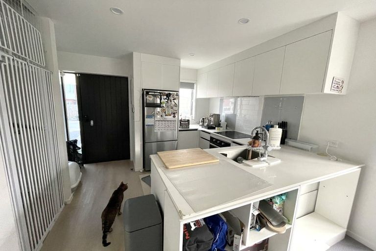 Photo of property in 2 Timata Lane, Favona, Auckland, 2024