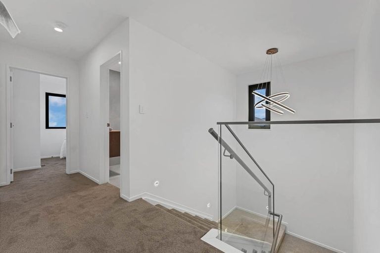 Photo of property in 2d Gordon Stanley Drive, Massey, Auckland, 0614