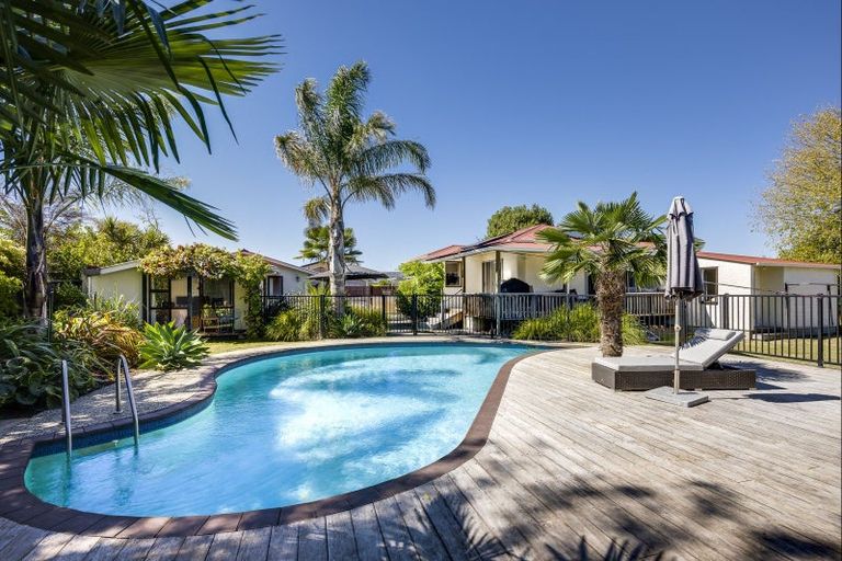 Photo of property in 7 Balmoral Street, Taradale, Napier, 4112