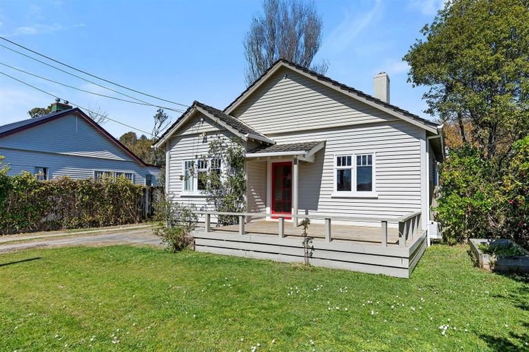 Photo of property in 12 Pohutukawa Street, Woburn, Lower Hutt, 5010