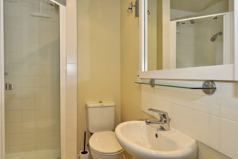 Photo of property in 9/245 Montreal Street, Christchurch Central, Christchurch, 8013