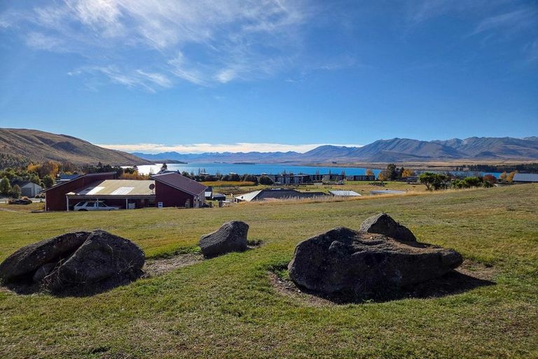 Photo of property in 5 Sibbald Lane, Lake Tekapo, 7999