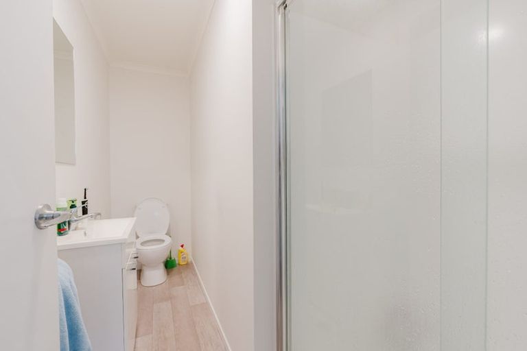 Photo of property in 2/52 Helena Road, Hillcrest, Hamilton, 3216