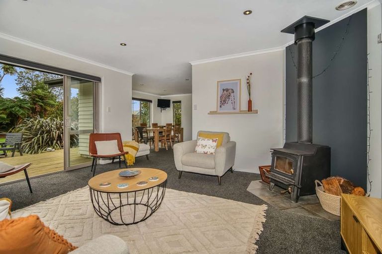 Photo of property in 118 Brougham Street, Westport, 7825