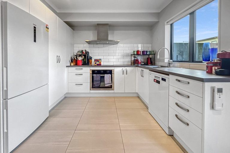Photo of property in 76 Whenuapai Drive, Whenuapai, Auckland, 0618