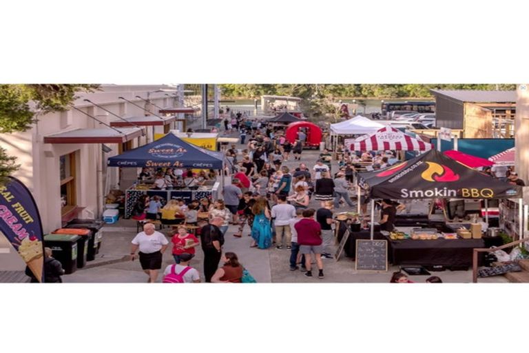 Photo of property in 12 Scott Road, Hobsonville, Auckland, 0616