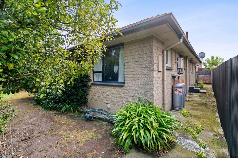 Photo of property in 2a Skerten Avenue, Hornby, Christchurch, 8042