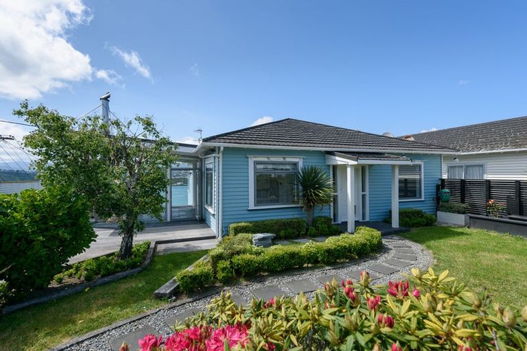 Photo of property in 87 Overtoun Terrace, Hataitai, Wellington, 6021