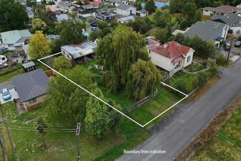Photo of property in 14 Eagle Street, Waipawa, 4210