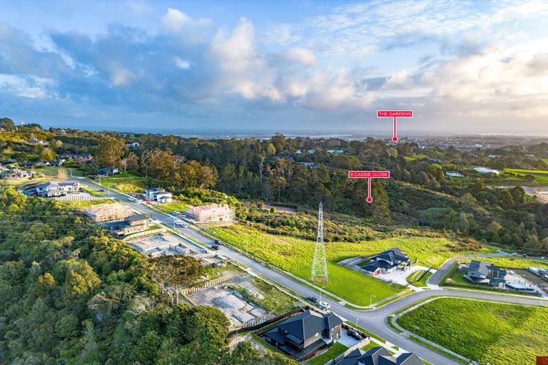 Photo of property in 8 Cassie Close, Totara Park, Auckland, 2019