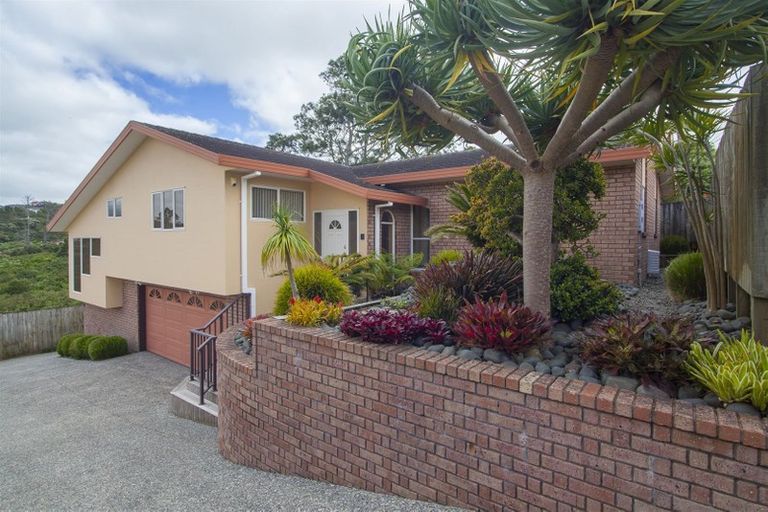 Photo of property in 190a Don Buck Road, Massey, Auckland, 0614
