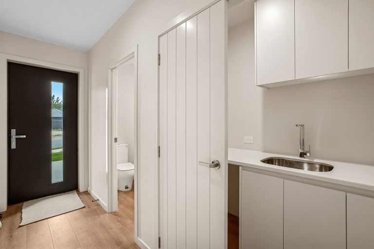 Photo of property in 18 Woods Crescent, Cromwell, 9310