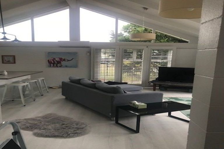 Photo of property in 79a Vista Paku, Pauanui, Hikuai, 3579