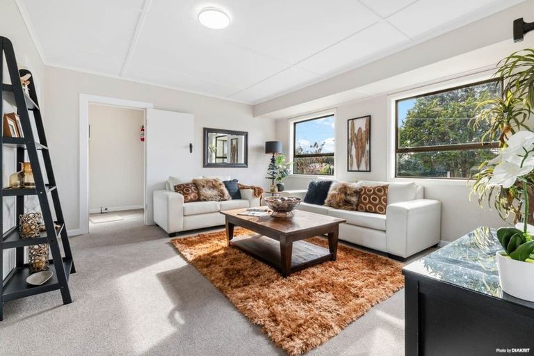 Photo of property in 17 Liverpool Street, Papakura, 2110